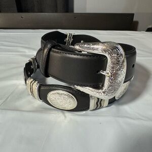 Tony Lama Men’s Cutting Champ scalloped leather western black belt